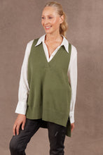Nakako Vest