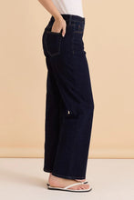 Betty Straight Leg Jean