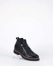 Clara Boot