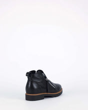 Clara Boot