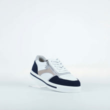 Noosa Sneaker