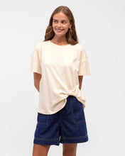 Easy Tuck Tee - Side