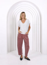 Leo Barrel Jean