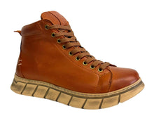 UKI Boots